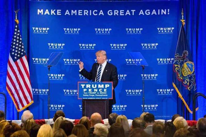 Donald Trump discursa na Pensilvânia: arrancada na semana final da campanha reabre luta pela Casa Branca(foto: Dominick Reuter/AFP) Donald Trump discursa na Pensilvânia: arrancada na semana final da campanha reabre luta pela Casa Branca(foto: Dominick Reuter/AFP)