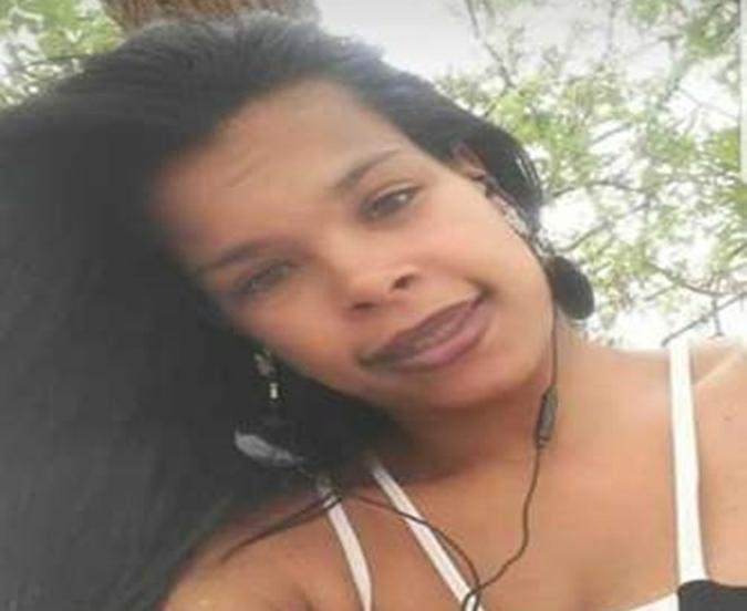 Mulher deixou filhos, pais e amigos(foto: Reprodução/Facebook) Mulher deixou filhos, pais e amigos(foto: Reprodução/Facebook)