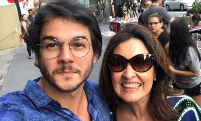 'Acho que não precisa de coragem pra namorar. Só de amor mesmo', diz Fátima Bernardes(foto: Reprodução/Instagram) 'Acho que não precisa de coragem pra namorar. Só de amor mesmo', diz Fátima Bernardes(foto: Reprodução/Instagram)