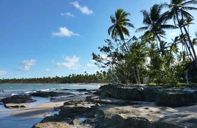 Na ilha de Garapuá, paisagens diferentes a cada hora do dia(foto: Del-17/Divulgação) Na ilha de Garapuá, paisagens diferentes a cada hora do dia(foto: Del-17/Divulgação)