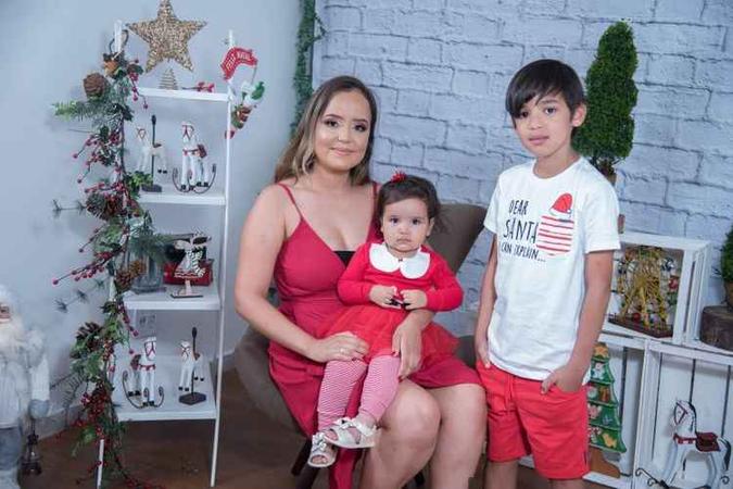A mãe Mylena Melos e os filhos Luísa e Igor costumam ir juntos a exposições e ao CCBB(foto: Elaine Dias/Divulgação) A mãe Mylena Melos e os filhos Luísa e Igor costumam ir juntos a exposições e ao CCBB(foto: Elaine Dias/Divulgação)