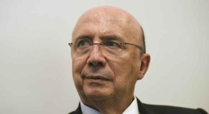 O ministro defendeu a votação da reforma o mais rápido possível e pediu o engajamento do Congresso para discutir as medidas de ajuste fiscal.(foto: Ed Alves/CB/D.A Press) O ministro defendeu a votação da reforma o mais rápido possível e pediu o engajamento do Congresso para discutir as medidas de ajuste fiscal.(foto: Ed Alves/CB/D.A Press)