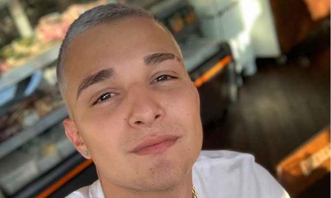 O cantor de 21 anos é acusado de praticar bullying em uma criança durante férias na Disney(foto: Instagram/Reprodução) O cantor de 21 anos é acusado de praticar bullying em uma criança durante férias na Disney(foto: Instagram/Reprodução)