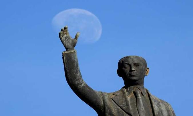 O céu fica de claro a parcialmente nublado, com névoa seca. A umidade relativa do ar varia entre 80%, pela manhã, e chega a 20%, à tarde(foto: Marcelo Ferreira/CB/DA Press) O céu fica de claro a parcialmente nublado, com névoa seca. A umidade relativa do ar varia entre 80%, pela manhã, e chega a 20%, à tarde(foto: Marcelo Ferreira/CB/DA Press)