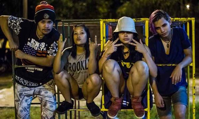 Jovens de 18 a 29 anos podem se inscrever para as oficinas até o dia 31 de julho. São sete modalidades com duração de três meses. Ao final, será montado o espetáculo 'Favela encanta'(foto: Jovem de Expressão/Digulgação) Jovens de 18 a 29 anos podem se inscrever para as oficinas até o dia 31 de julho. São sete modalidades com duração de três meses. Ao final, será montado o espetáculo 'Favela encanta'(foto: Jovem de Expressão/Digulgação)