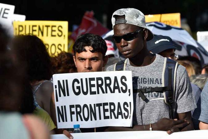 (foto: AFP / GERARD JULIEN) (foto: AFP / GERARD JULIEN)