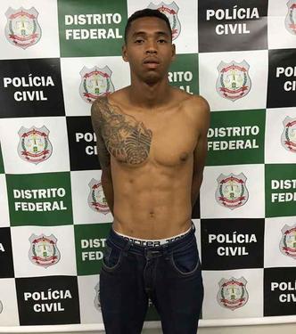 O suspeito está preso preventivamente pela tentativa de latrocínio de uma das vítimas (foto: Divulgação/PCDF) O suspeito está preso preventivamente pela tentativa de latrocínio de uma das vítimas (foto: Divulgação/PCDF)