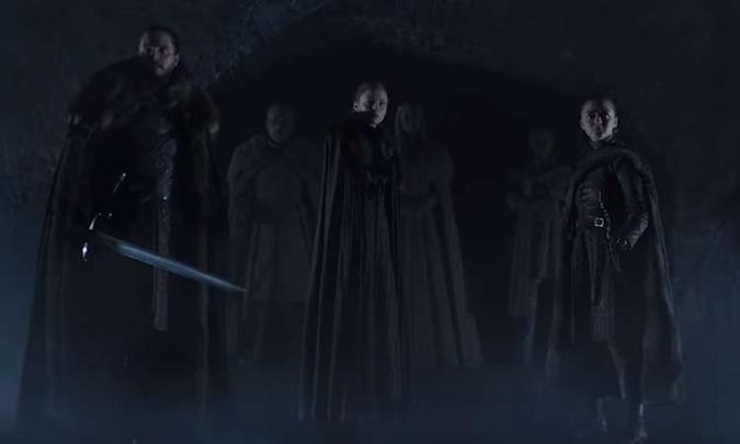 Jon Snow, Sansa e Arya voltam às telas em abril(foto: Reprodução/YouTube) Jon Snow, Sansa e Arya voltam às telas em abril(foto: Reprodução/YouTube)