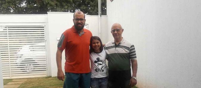 Pedro Rogério seguiu o exemplo do pai, Eudaldo Gomes de Almeida, e adotou Ana Beatriz Pedro Rogério seguiu o exemplo do pai, Eudaldo Gomes de Almeida, e adotou Ana Beatriz