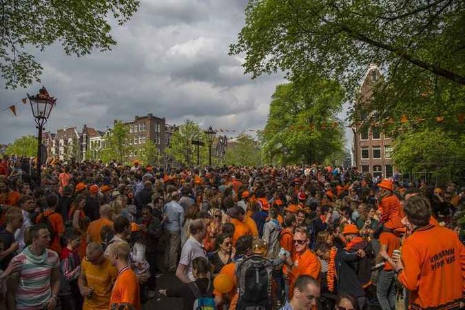 A cidade se prepara para receber os convidados para os festejos a céu aberto(foto: Holland Alliance/Divulgação) A cidade se prepara para receber os convidados para os festejos a céu aberto(foto: Holland Alliance/Divulgação)