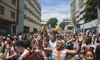 Bloco Esfarrapado, SP, em 2018(foto: Rovena Rosa/Agência Brasil) Bloco Esfarrapado, SP, em 2018(foto: Rovena Rosa/Agência Brasil)