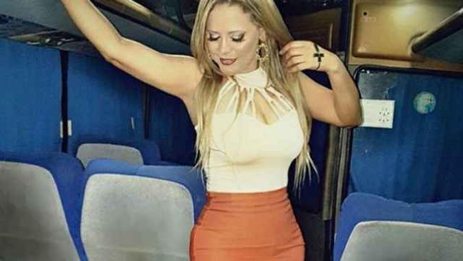 Eliza fazia a divulgação de sua carreira solo em Aracaju(foto: Reprodução/Instagram) Eliza fazia a divulgação de sua carreira solo em Aracaju(foto: Reprodução/Instagram)
