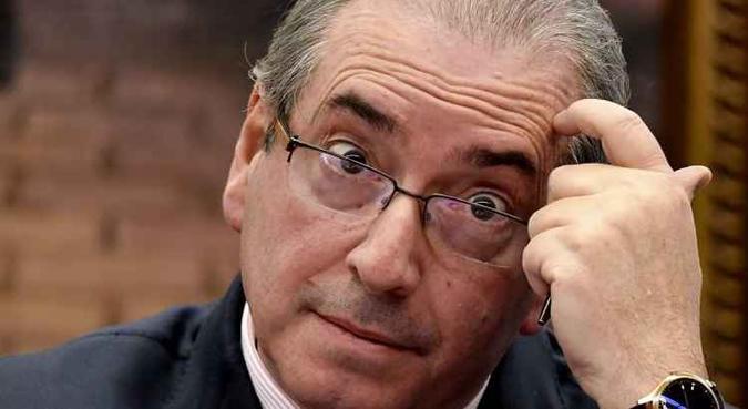 Cunha chegou a ameaçar convocar o presidente da Caixa para depor na CPI da Petrobras(foto: Evaristo Sá/AFP) Cunha chegou a ameaçar convocar o presidente da Caixa para depor na CPI da Petrobras(foto: Evaristo Sá/AFP)
