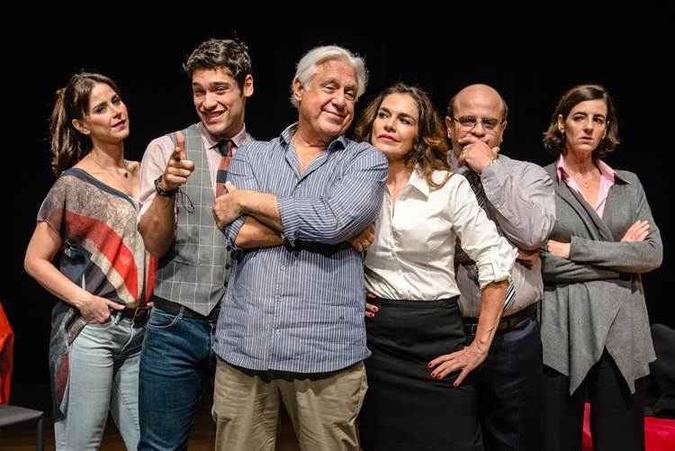 Elenco do espetáculo 'Baixa terapia'(foto: Deca Produções/Divulgação) Elenco do espetáculo 'Baixa terapia'(foto: Deca Produções/Divulgação)
