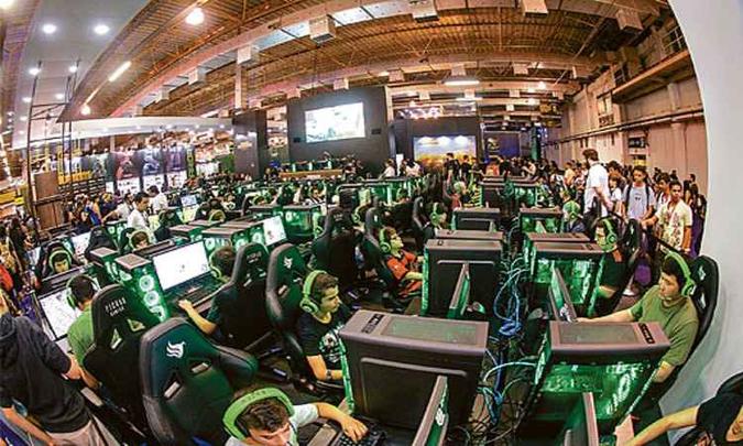 A Brasil Game Shows, maior feira de games da América Latina, recebeu mais de 300 mil visitantes(foto: BGS/Divulgação) A Brasil Game Shows, maior feira de games da América Latina, recebeu mais de 300 mil visitantes(foto: BGS/Divulgação)