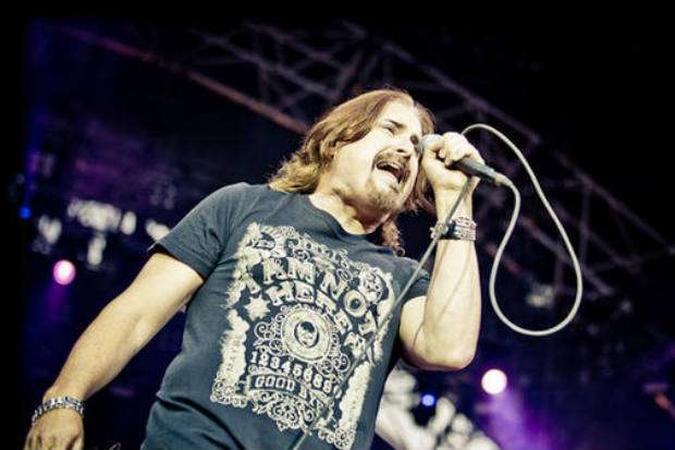 O vocalista da Dream Theather, James LaBrie, que vem ao Brasil fazer show em setembro(foto: Dream Theather/Divualgação) O vocalista da Dream Theather, James LaBrie, que vem ao Brasil fazer show em setembro(foto: Dream Theather/Divualgação)