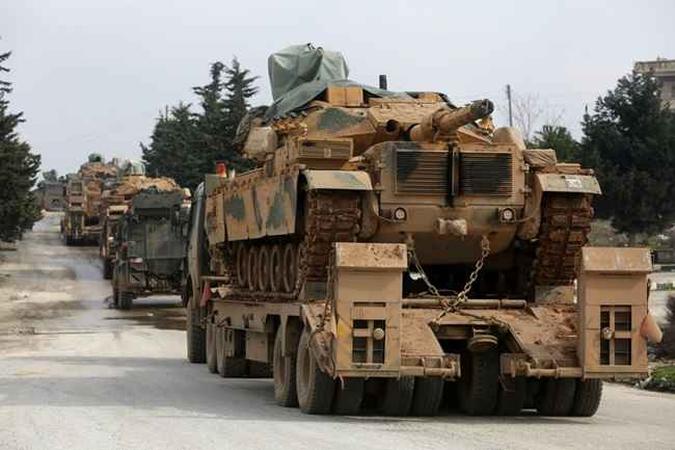 Apenas os gastos militares americanos aumentaram 53,4 bilhões de dólares no ano passado.(foto: Aref TAMMAWI / AFP) Apenas os gastos militares americanos aumentaram 53,4 bilhões de dólares no ano passado.(foto: Aref TAMMAWI / AFP)