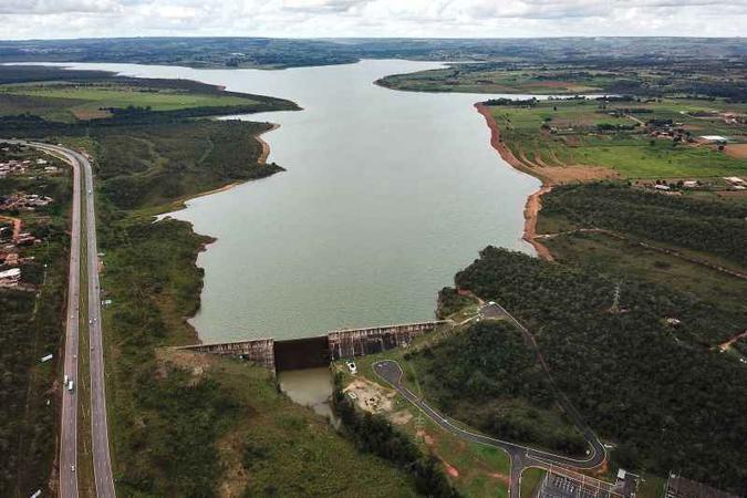 Racionamento no DF começou há um ano e meio com rodízio no abastecimento de água(foto: Breno Fortes/CB/D.A Press) Racionamento no DF começou há um ano e meio com rodízio no abastecimento de água(foto: Breno Fortes/CB/D.A Press)