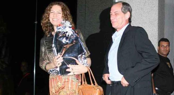 Ciro e Patrícia estavam juntos na eleição de 2002, quando o pedetista já tentava chegar à presidência(foto: Gil Rodrigues/Esp. Aqui BH/D.A Press) Ciro e Patrícia estavam juntos na eleição de 2002, quando o pedetista já tentava chegar à presidência(foto: Gil Rodrigues/Esp. Aqui BH/D.A Press)