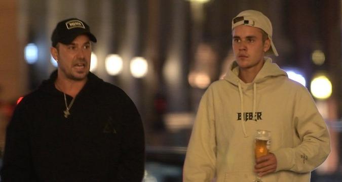 Jeremy Bieber causa polêmica na internet(foto: Youtube/Reprodução) Jeremy Bieber causa polêmica na internet(foto: Youtube/Reprodução)
