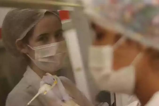 Victória Fulgêncio Queiroz, bióloga e estudante de doutorado: Victória Fulgêncio Queiroz, bióloga e estudante de doutorado: