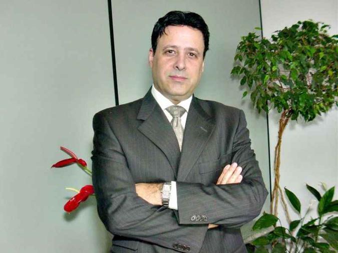 Pelas contas de Miguel Oliveira, da Anefac, caderneta ganha da maioria dos fundos que cobram taxa acima de 1%(foto: Arquivo pessoal) Pelas contas de Miguel Oliveira, da Anefac, caderneta ganha da maioria dos fundos que cobram taxa acima de 1%(foto: Arquivo pessoal)