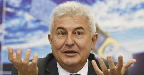 Marcos Pontes é avisado por mais próximos que Bolsonaro pretende demiti-lo