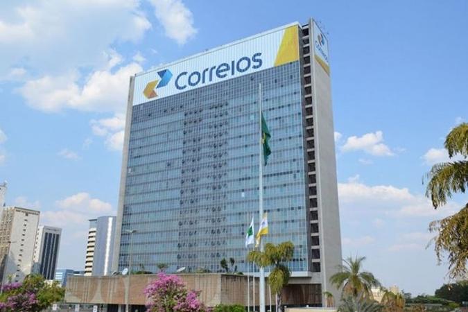 O governo decidiu não incluir os Correios diretamente no Programa Nacional de Desestatização para amadurecer a proposta(foto: Reprodução/Internet) O governo decidiu não incluir os Correios diretamente no Programa Nacional de Desestatização para amadurecer a proposta(foto: Reprodução/Internet)