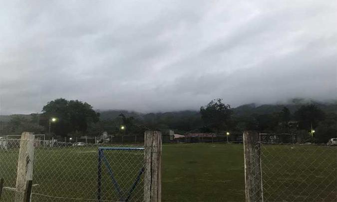 Chuva que começou na madrugada oferece riscos às equipes que trabalham nas buscas em Brumadinho (foto: Corpo de Bombeiros/Divulgação) Chuva que começou na madrugada oferece riscos às equipes que trabalham nas buscas em Brumadinho (foto: Corpo de Bombeiros/Divulgação)