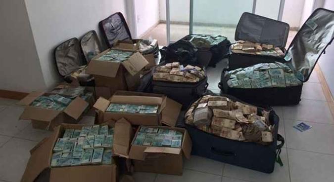 Em setembro passado, R$ 51 milhões encontrados em um apartamento em Salvador(foto: Policia Federal/Divulgação) Em setembro passado, R$ 51 milhões encontrados em um apartamento em Salvador(foto: Policia Federal/Divulgação)