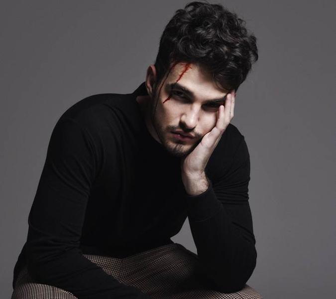Compositor e cantor faz a estreia com o disco 'Lobos'(foto: Universal Music/Divulgação) Compositor e cantor faz a estreia com o disco 'Lobos'(foto: Universal Music/Divulgação)