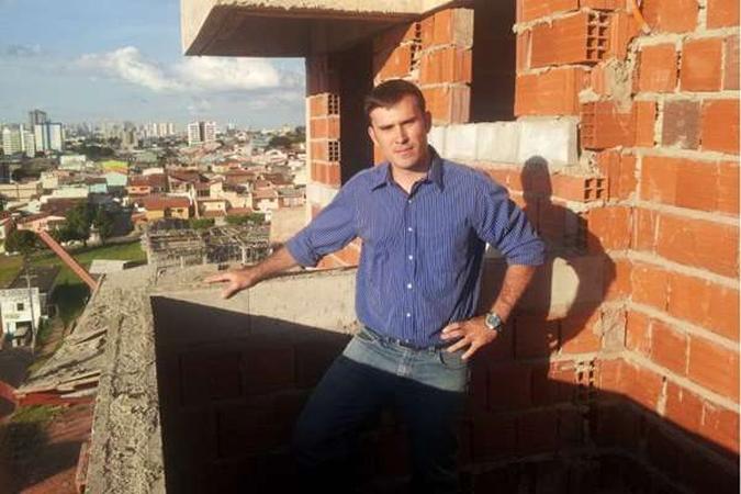 O empresário Danilo Campolina queixa-se dos entraves que impedem acelerar o processo de edificação no DF(foto: Arthur Paganini) O empresário Danilo Campolina queixa-se dos entraves que impedem acelerar o processo de edificação no DF(foto: Arthur Paganini)