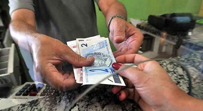 O dinheiro ficará à disposição do trabalhador até 28 de junho de 2019(foto: Marcello Casal Jr./Agência Brasil ) O dinheiro ficará à disposição do trabalhador até 28 de junho de 2019(foto: Marcello Casal Jr./Agência Brasil )