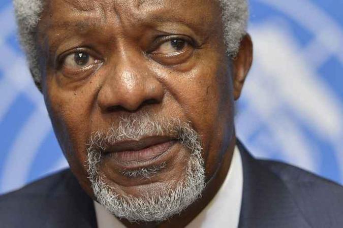 Kofi Annan ficou dez anos à frente das Nações Unidas (foto: AFP/Arquivos / Fabrice Coffrini) Kofi Annan ficou dez anos à frente das Nações Unidas (foto: AFP/Arquivos / Fabrice Coffrini)