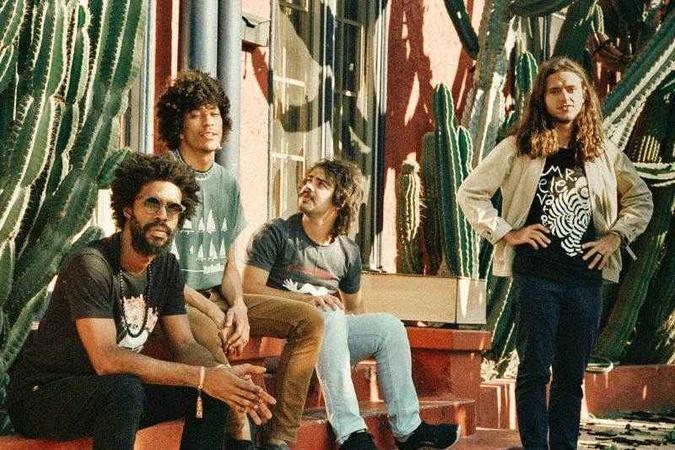 O grupo Boogarins: da natureza nada se perde(foto: Rodrigo Zan/ Divulgação) O grupo Boogarins: da natureza nada se perde(foto: Rodrigo Zan/ Divulgação)
