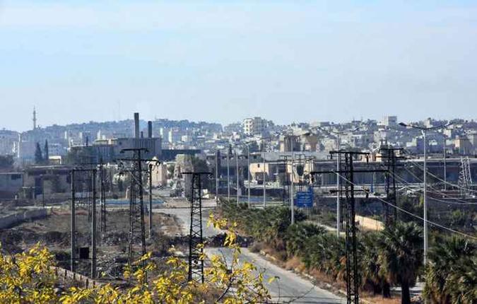 O governo sírio prometeu retomar a cidade de Aleppo(foto: AFP / GEORGE OURFALIAN ) O governo sírio prometeu retomar a cidade de Aleppo(foto: AFP / GEORGE OURFALIAN )