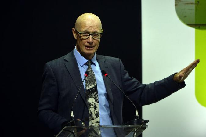 Para o professor Boyd Swinburn, como h� conflito de interesses, os governos preferem adotar medidas amenas e relutam em regular e tributar alimentos nocivos � sa�de(foto: Marcelo Ferreira/CB/D.A Press)