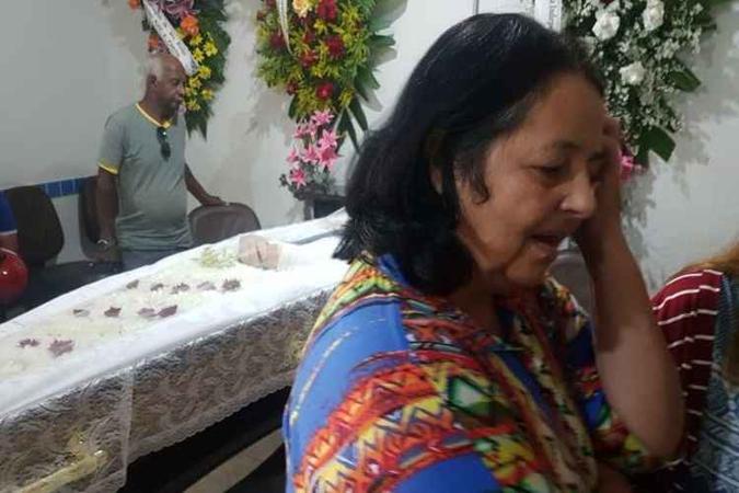 Maria Aparecida era casada com Antonio Rama, pai do pastor da igreja, havia 40 anos: Maria Aparecida era casada com Antonio Rama, pai do pastor da igreja, havia 40 anos: