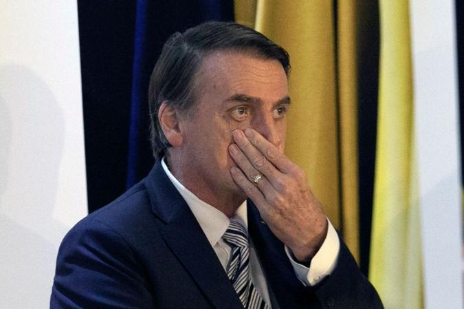 É a primeira vez que Bolsonaro é alvo de um procedimento que pode resultar em investigação formal relacionada ao caso de Queiroz(foto: Sérgio Lima/AFP) É a primeira vez que Bolsonaro é alvo de um procedimento que pode resultar em investigação formal relacionada ao caso de Queiroz(foto: Sérgio Lima/AFP)