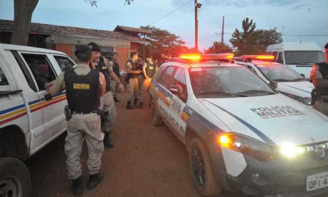 Policiamento foi reforçado com 250 homens na cidade de Brumadinho (foto: Alexandre Guzanshe/EM/D.A Press) Policiamento foi reforçado com 250 homens na cidade de Brumadinho (foto: Alexandre Guzanshe/EM/D.A Press)