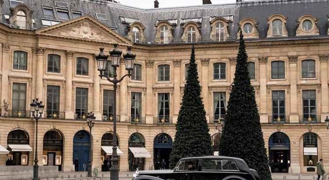 As joias roubadas valeriam 800.000 euros e não se encontravam em um cofre (foto: AFP) As joias roubadas valeriam 800.000 euros e não se encontravam em um cofre (foto: AFP)