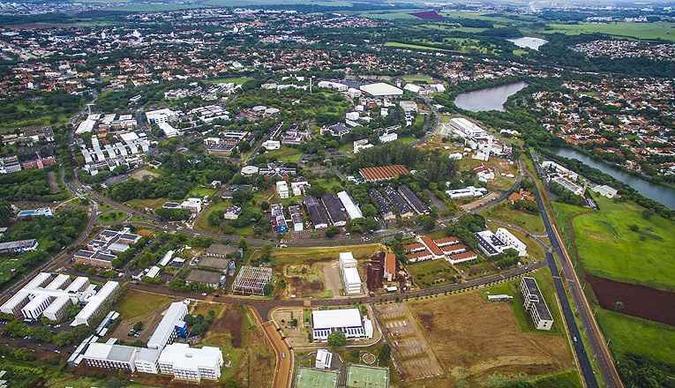 Após fazer o cadastramento via internet, será necessário também a matrícula presencial na Universidade Estadual de Campinas(foto: Unicamp/Reprodução) Após fazer o cadastramento via internet, será necessário também a matrícula presencial na Universidade Estadual de Campinas(foto: Unicamp/Reprodução)