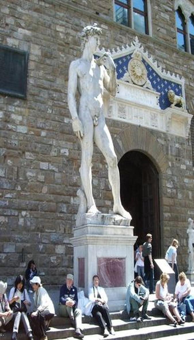 No Palácio Vecchio, a escultura de Davi, de Michelangelo(foto: Luiz Fernando Campos/Estado de Minas) No Palácio Vecchio, a escultura de Davi, de Michelangelo(foto: Luiz Fernando Campos/Estado de Minas)