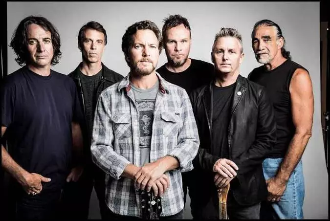 A banda norte-americana Pearl Jam desembarca no Rio de Janeiro para show no Maracanã(foto: Danny Clinchlow/Divulgação) A banda norte-americana Pearl Jam desembarca no Rio de Janeiro para show no Maracanã(foto: Danny Clinchlow/Divulgação)