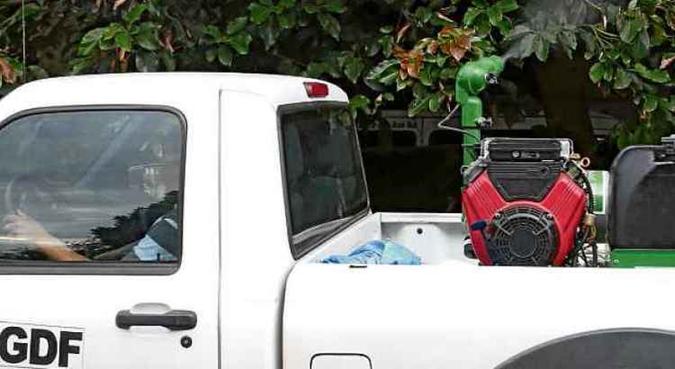 Para estudioso da UnB, o fumacê não combate o inseto transmissor da dengue, do zika e da chikungunya, tem apenas efeito psicológico(foto: Carlos Silva/CB/D.A Press - 29/1/16) Para estudioso da UnB, o fumacê não combate o inseto transmissor da dengue, do zika e da chikungunya, tem apenas efeito psicológico(foto: Carlos Silva/CB/D.A Press - 29/1/16)