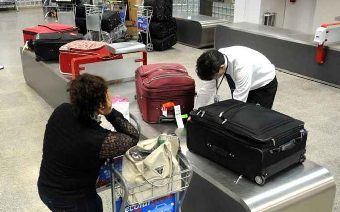 A quantidade de volumes é o principal atrativo de ladrões em aeroportos(foto: Gustavo Moreno/CB/D.A Press - 8/3/12) A quantidade de volumes é o principal atrativo de ladrões em aeroportos(foto: Gustavo Moreno/CB/D.A Press - 8/3/12)