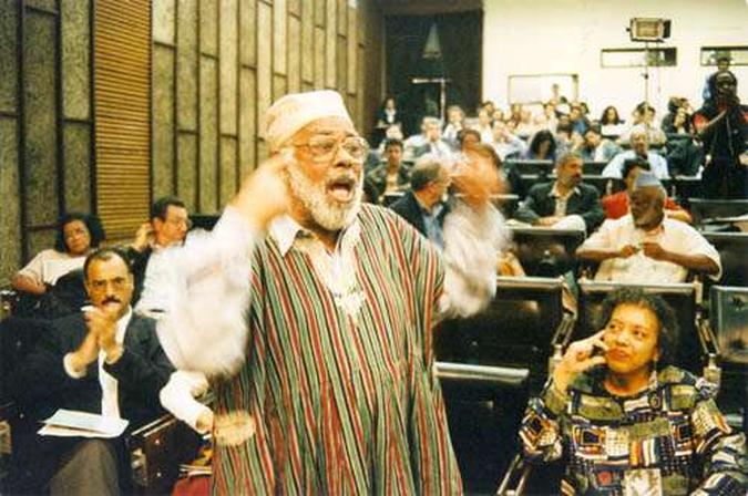 Abdias Nascimento: declarações contundentes em favor do movimento negro no Brasil provocaram a ira dos militares Abdias Nascimento: declarações contundentes em favor do movimento negro no Brasil provocaram a ira dos militares