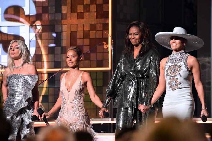 Lady Gaga, Jada Pinkett Smith, Michelle Obama e J.Lo(foto: AFP / Robyn Beck) Lady Gaga, Jada Pinkett Smith, Michelle Obama e J.Lo(foto: AFP / Robyn Beck)