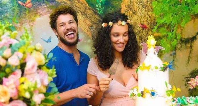 Casal anunciou o nascimento através de um comunicado nas redes sociais(foto: Instagram/Reprodução) Casal anunciou o nascimento através de um comunicado nas redes sociais(foto: Instagram/Reprodução)