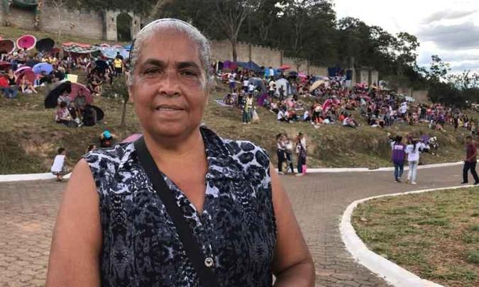 Este é o primeiro ano que a auxiliar de serviços gerais Maria Luzineide participa. Este é o primeiro ano que a auxiliar de serviços gerais Maria Luzineide participa.